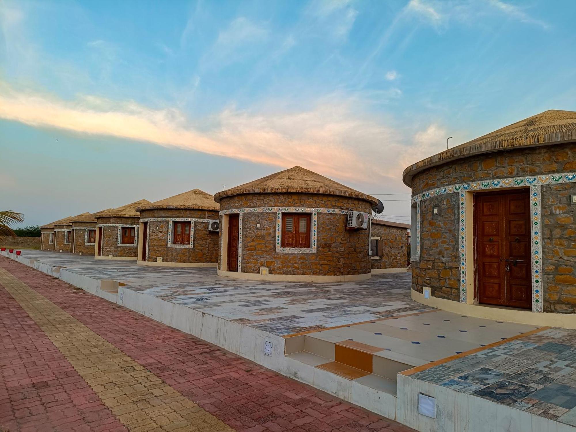 Dholavira Tourism Resort Exterior photo